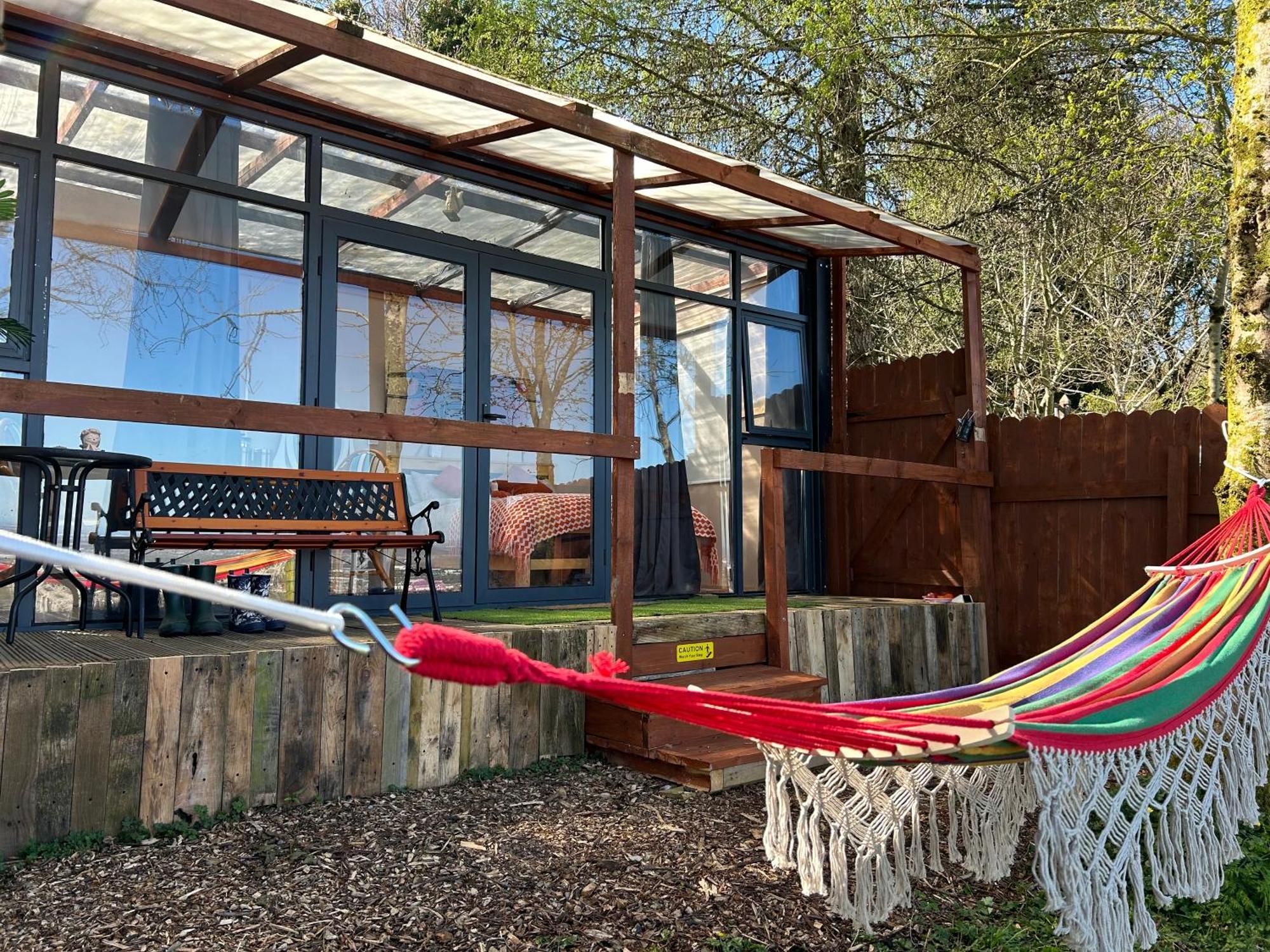 Sky Gazer Cabin In The Woods Дублин Экстерьер фото
